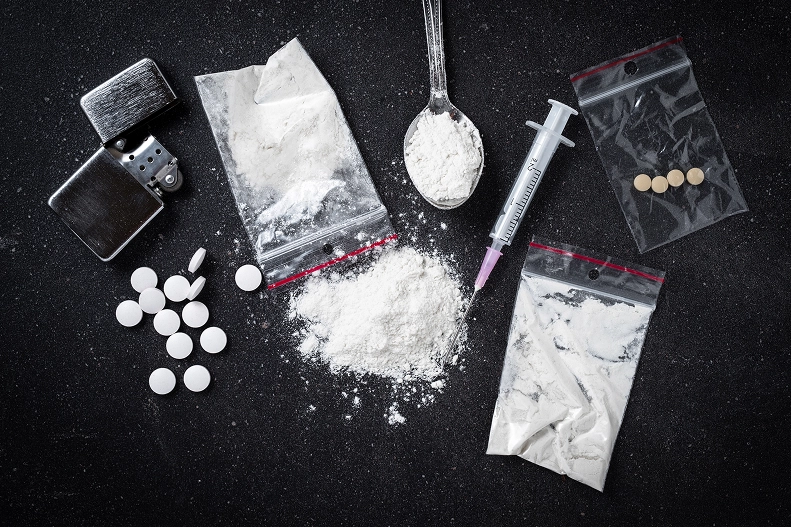 台北律師推薦 毒品案件刑事律師處理製造運輸販賣持有與轉讓犯罪 爭取減刑與最佳辯護結果 謙聖國際法律事務所